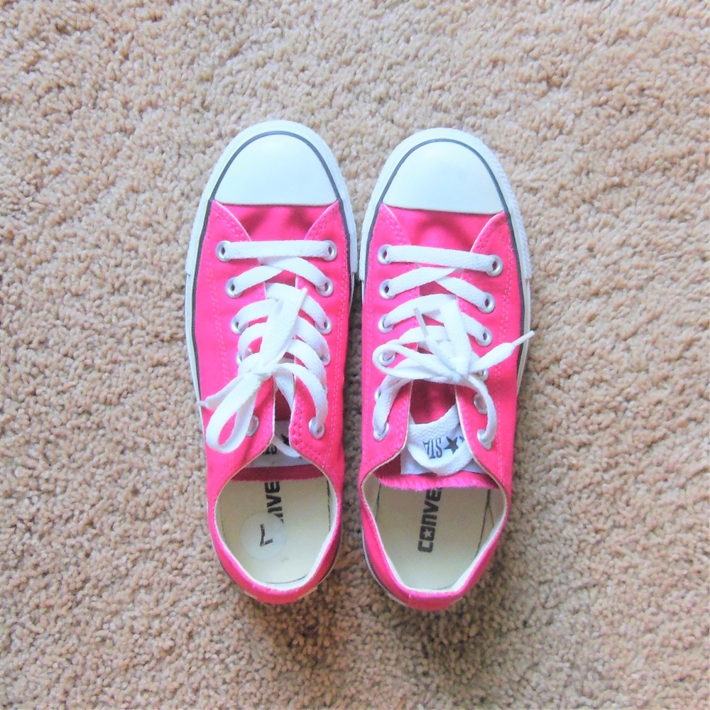 Pink Converse All Stars Sz 7